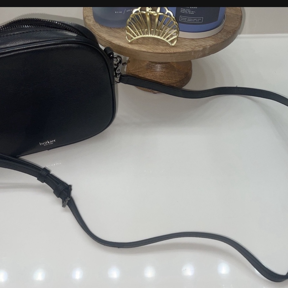 Botkier Chelsea Camera Crossbody - Picture 12 of 13